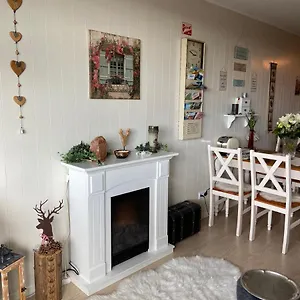 Gold Apartment